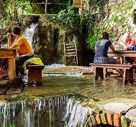 Apartman Scolopax Rusticola With Heated Pool Skradin