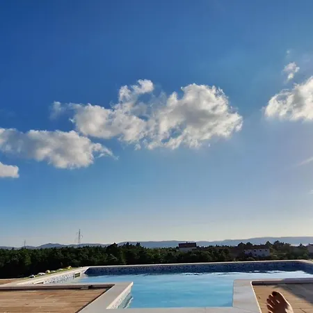 Scolopax Rusticola With Heated Pool Skradin