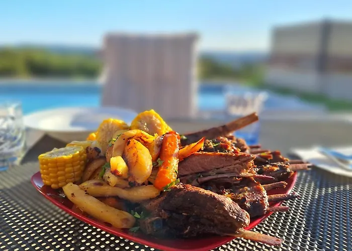 Scolopax Rusticola With Heated Pool